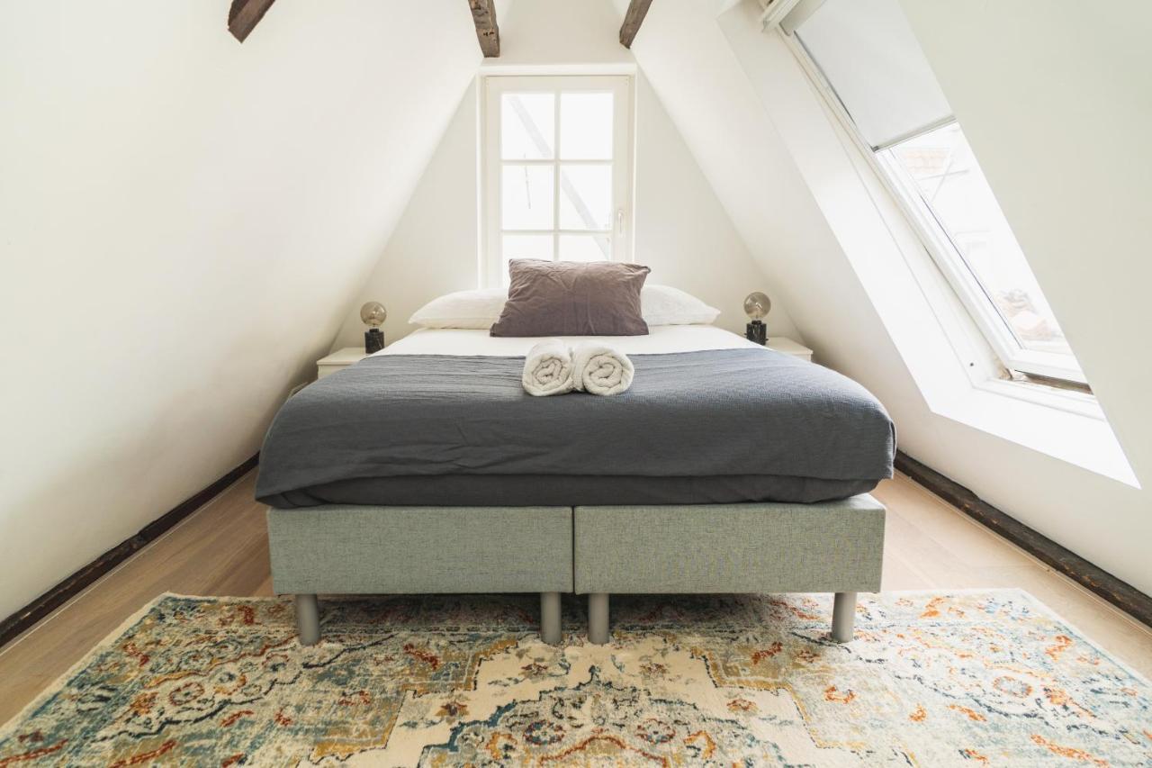 Tiny Attic On The Herengracht, Private Room Amsterdam Exterior foto